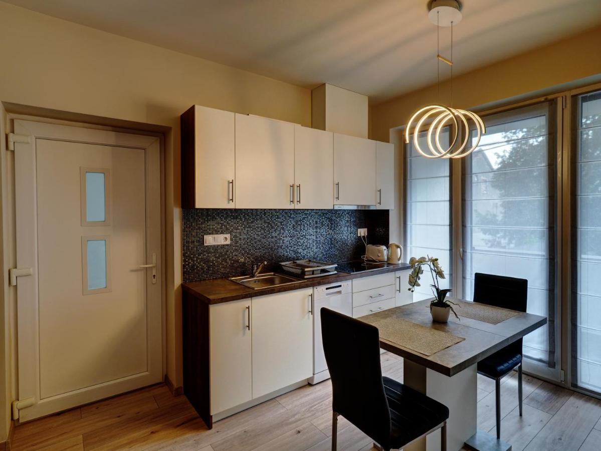 세게드 Hajnal Apartman 아파트 외부 사진