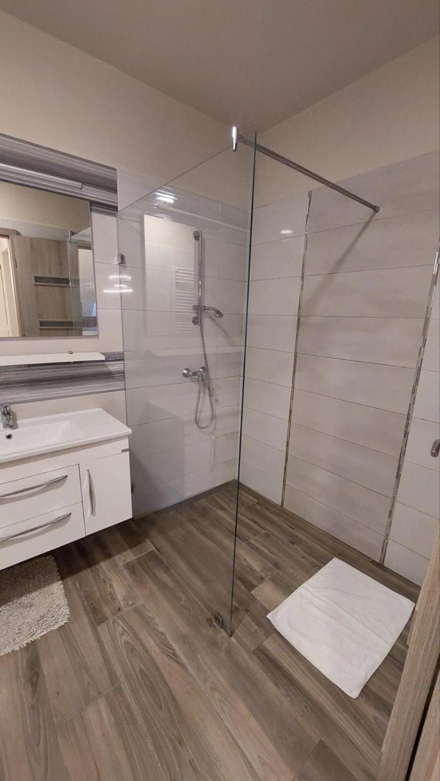 세게드 Hajnal Apartman 아파트 외부 사진